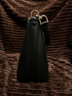 （分類：）位於 。 由 allblacked 提交（商品編號 1394355762，圖片 1）。簡介： 。