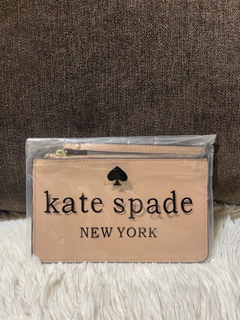 Kate Spade Wristlet 5x8 Inches (Category: Clutches) located in Mandaluyong City. Submitted by elegancce (Listing ID 1394258124, Image 2). Description: 💯 SUPER SALE! ✈️ Package from Abroad 📸 Actual Picture Posted Kate Spade Wristlet with Price Tag 🏷 Dimensions: 5" (H) X 8" (W) Our Price - P 199 ONLY! Mall price - $88 - P 3,538.