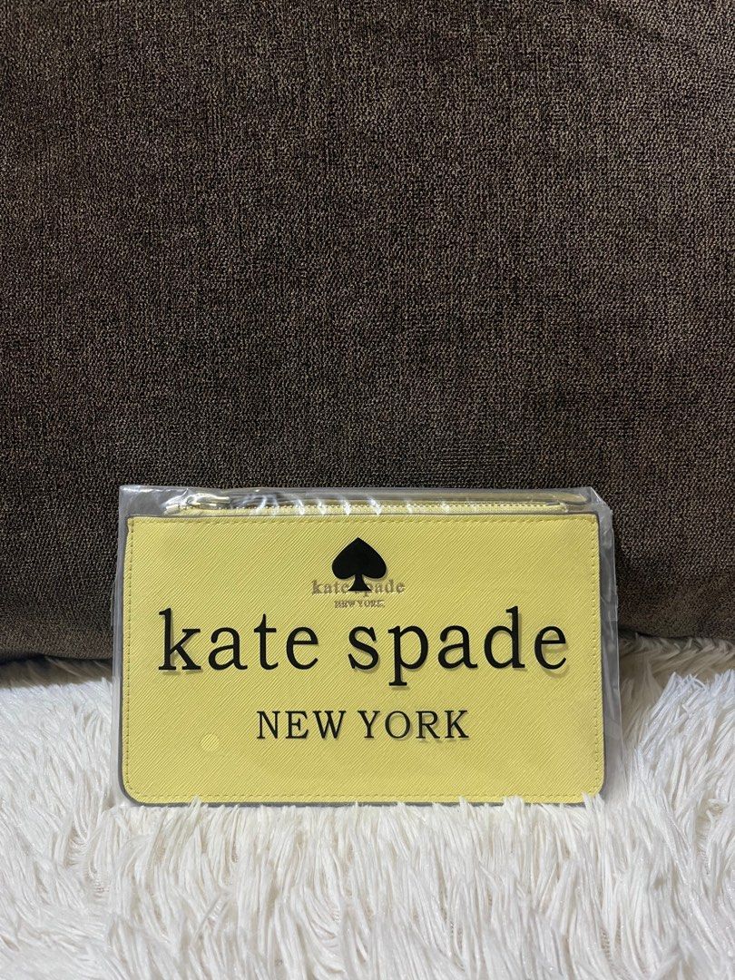 Kate Spade Wristlet 5x8 Inches (Category: Clutches) located in Mandaluyong City. Submitted by elegancce (Listing ID 1394258124, Image 1). Description: 💯 SUPER SALE! ✈️ Package from Abroad 📸 Actual Picture Posted Kate Spade Wristlet with Price Tag 🏷 Dimensions: 5" (H) X 8" (W) Our Price - P 199 ONLY! Mall price - $88 - P 3,538.