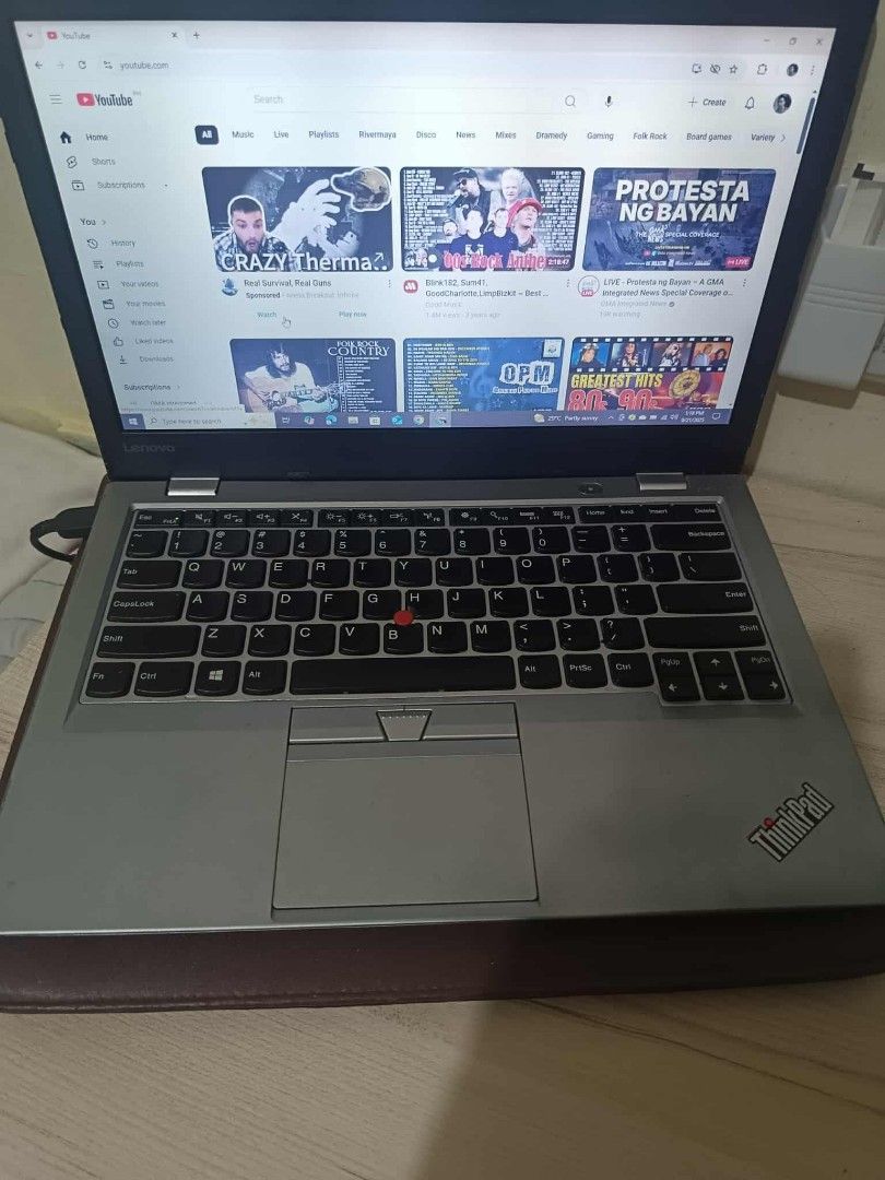 Lenovo Thinkpad i5 Gen7 (Category: Laptops & Notebooks) located in Angono. Submitted by violetkai (Listing ID 1394276039, Image 2). Description: Micro Scratches No issues, Still working well RFS: Need Cash.