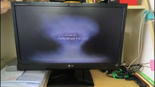 LG Flatron E2241 Monitor64228785326467110