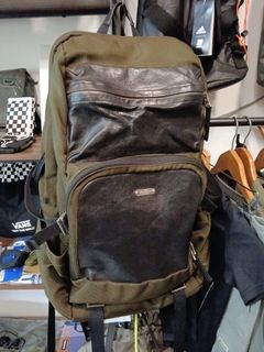 (Category: ) located in . Submitted by thriftlet (Listing ID 1394251837, Image 1). Description: .