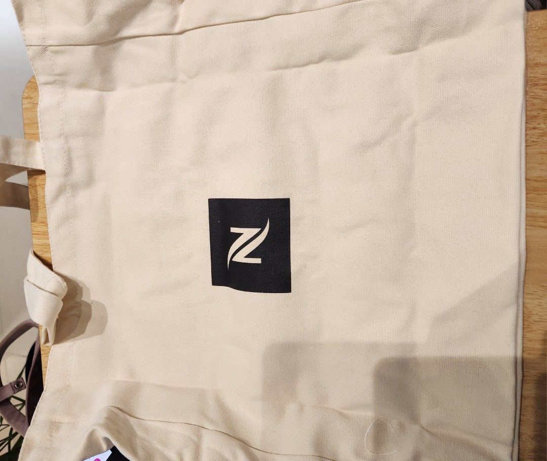 Nespresso Tote Bag (Category: Tote Bags) located in Mandaluyong City. Submitted by deegue (Listing ID 1394380417, Image 3). Description: .