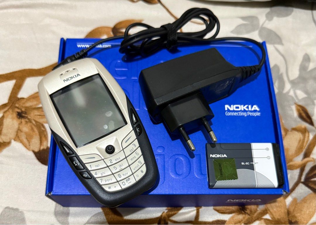 nokia 6600 vintage phone onhand (Category: Early Generation Mobile Phones) located in Quezon City. Submitted by auspv_collections (Listing ID 1394225910, Image 1). Description: 📱VINTAGE PHONES 💯 ONHAND Vintage Cellphone 👍🏼 Available as of Sept 2025 📍nokia 3310 - 2,500 📍nokia 5800 - 2,800 📍nokia 6230i - 2,500 📍nokia 6300 - 2,500 📍nokia 6510 - 3,000 📍nokia 6600 - 3,800 📍motorola v8 - 3,500 📍samsung c3520 - 2,500 .