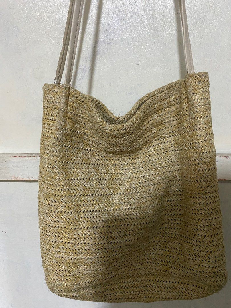 Rattan Bag with Long Handle (Category: Shoulder Bags) located in Manila. Submitted by rosetteliab (Listing ID 1394371565, Image 2). Description: Bought from Thailand.