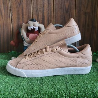 ASICS NOVABLAST 5ホワイト 23.5cm Adidas Boost Slip on Size 38 (Harga Nett), Fesyen Wanita