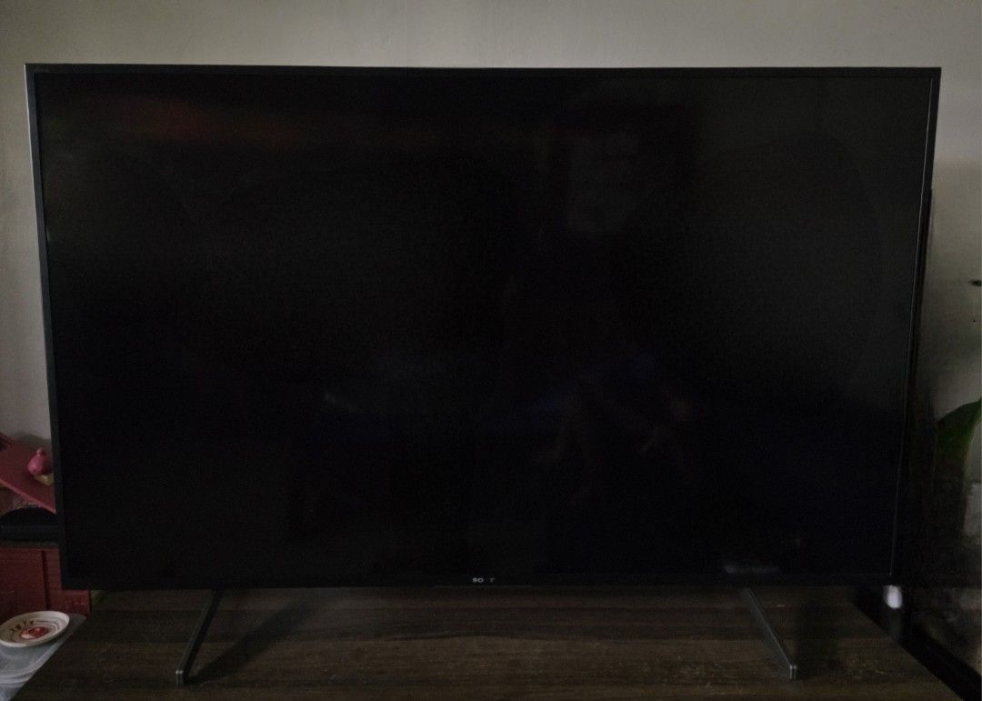 Sony 55" X7500H TV with Remote (DEFECTIVE) (Category: TV) located in Cavite. Submitted by haseladl9 (Listing ID 1394259896, Image 1). Description: 🔴PLEASE READ!!!🔴 Defective unit na po ito. No display. - Sony TV included - Comes with remote control - Sleek black design - Remote has Netflix and Google Play buttons -napagawa na sa iba then nasira ulit.