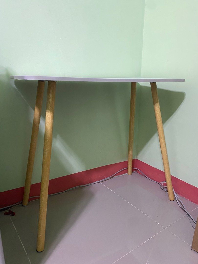 STUDY TABLE (Category: Tables & Sets) located in Manila. Submitted by laurelvenz (Listing ID 1394283036, Image 3). Description: Perfect for Students! 📚✨ A sturdy study table — great for organizing your things and creating a student-friendly workspace. ✅ Durable & spacious ✅ Ideal for study or work 📏 80x40x74cm | 🎨 White ✅ Used only 3 months, good as new ✅Quality, and bought it from Orange app. 📦 Reason for sale: Moving out 📩 DM now to grab i