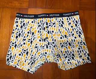 （分類：）位於 。 由 UnderCollection 提交（商品編號 1394353185，圖片 1）。簡介： 。