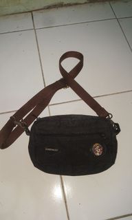 (Kategori: ) berada di . Dikirim oleh stuffering (ID iklan 1394238265, Gambar 1). Deskripsi: .