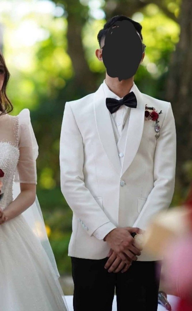 White Grooms Coat set (Category: Coats, Jackets and Outerwear) located in Santa Rosa. Submitted by Jeneceng (Listing ID 1394290264, Image 1). Description: Grooms Coat set For sale‼️ Hi future Grooms 🫶 👰🏻‍♀️🤵🏻‍♂️ I am selling my husband's suit 5,000 only! For sale Grooms Coat Complete Set 5-in-1 package ▪️Off white coat ▪️Off white vest ▪️Shawl lapel ▪️One button ▪️White polo longsleeves ▪️Black pants ▪️bowtie ❗️PM for more info ❗️Shipping fe
