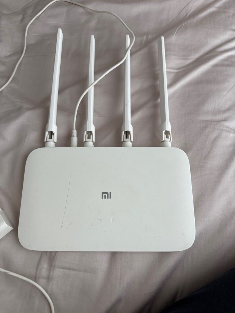 Xiaomi Router 4A小米千兆路由器4A, 電腦＆科技, 電腦周邊及配件, Wifi及上網相關產品- Carousell