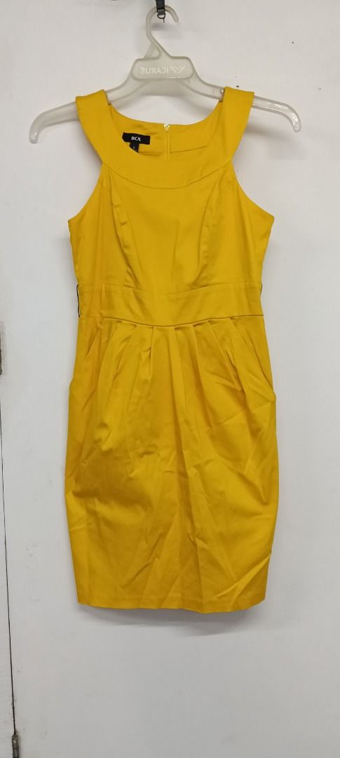 Yellow Dress for officewear (Category: Dresses) located in Caloocan City. Submitted by li.jb333 (Listing ID 1394253697, Image 1). Description: Fabric: Cotton Blend Measurement: Shoulder Halter Bust 32 inches Waist 28 inches Hips 36 inches Full Length 35 inches.