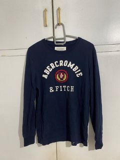 (Category: ) located in . Submitted by ct.closet (Listing ID 1394499606, Image 1). Description: .