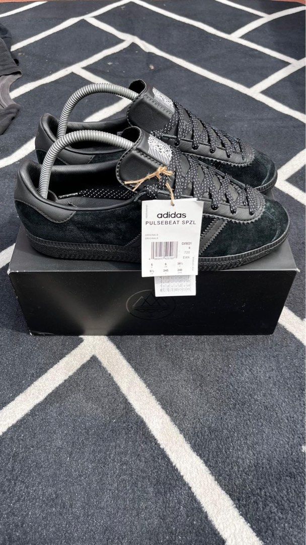 Adidas pulsebeat spzl peter saville, Fesyen Pria, Sepatu , Sneakers di  Carousell
