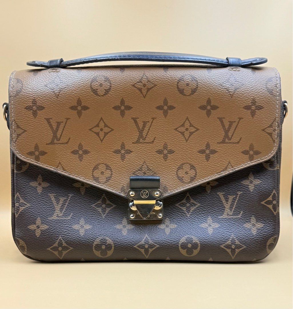 Authentic LV Pochette Metis (Category: Luxury Bags & Wallets) located in Dagupan City. Submitted by luckyluxbyemgee (Listing ID 1394573657, Image 1). Description: AUTHENTIC ‼️Moneyback Guarantee if item is proven fake 💯💴 Louis Vuitton Monogram Pochette Metis Inclusion: LV paper bag, lv dustbag, strap and papers Condition: Outer surface shows no signs of use, in near-with tolerable sign of use No corner wear, rubber lining need reconditioning. C