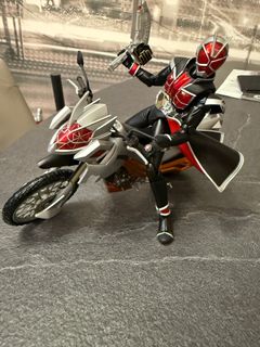 1,000+ 件Kamen rider w 電單車出售| 玩具& 遊戲類| Carousell