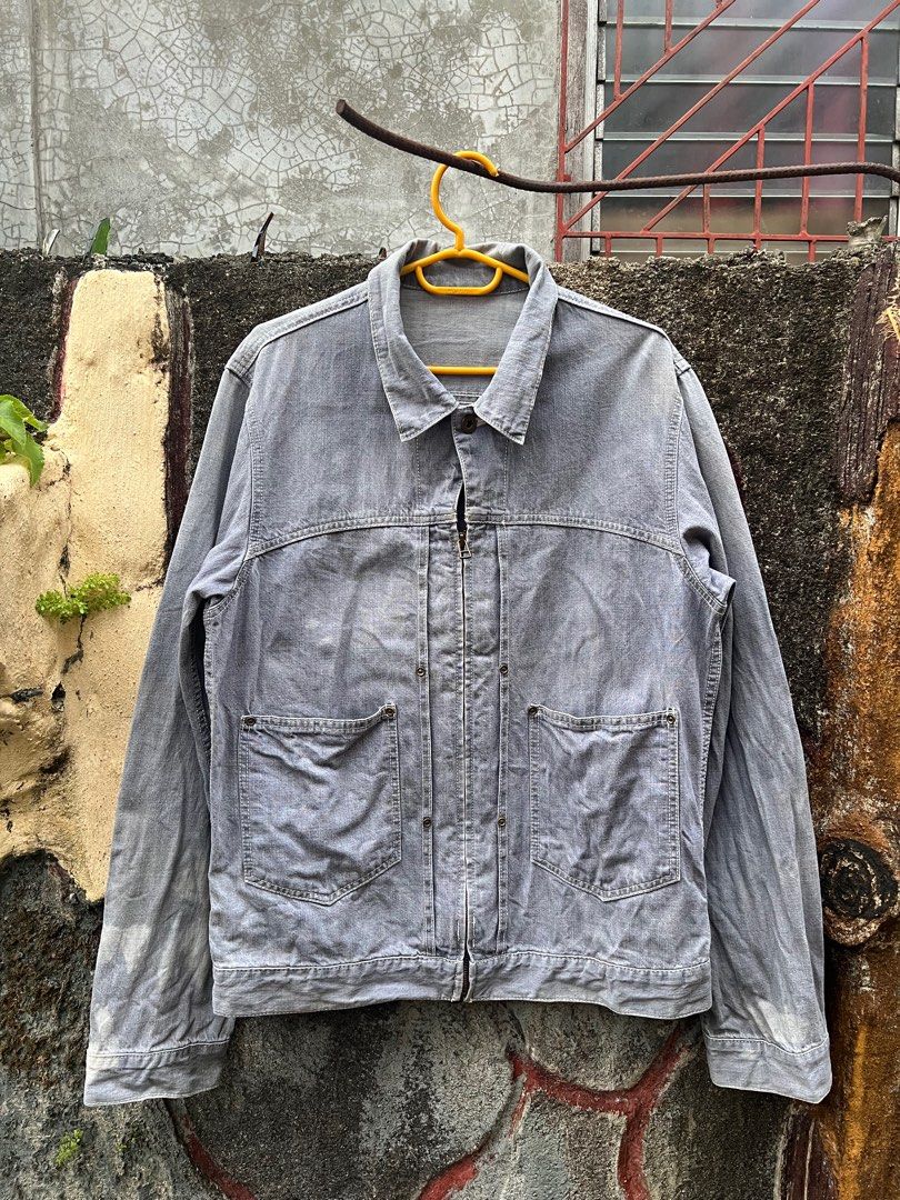 BEAMS+ SPORTSWEAR TYPE 1 ZIP UP DENIM JACKET (Category: Coats, Jackets and Outerwear) located in Davao. Submitted by dustyleather25 (Listing ID 1394436123, Image 1). Description: Beams+ sportwear type 1 denim jacket Dimes: 21pit x 27L Condition: 8/10 Colorate: 8/10 Issue: signs of usage, stains on sleeves and back Price 1000 .