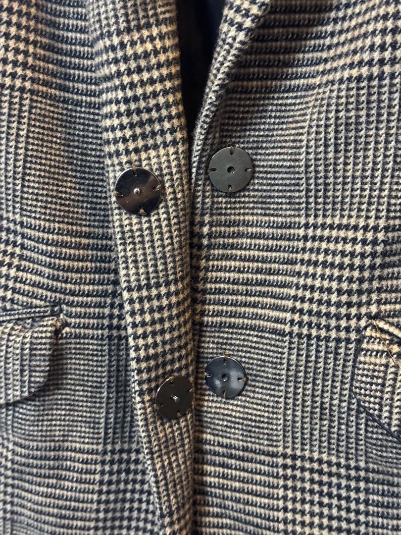 Bershka Wool Coat (Category: Coats, Jackets and Outerwear) located in Makati City. Submitted by sphpnd (Listing ID 1394532459, Image 2). Description: Bershka Wool Coat —quality is still good, no flaws since used once or twice lang —perfect for winter weather! really fits well & comfortable to wear 📍 Makati/Paranaque 〰️ Meet up: Ayala Malls Manila Bay 📩 PM if interested!.