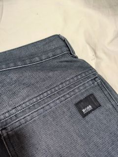 （分類：）位於 。 由 DuaLipaaa 提交（商品編號 1394434797，圖片 1）。簡介： 。