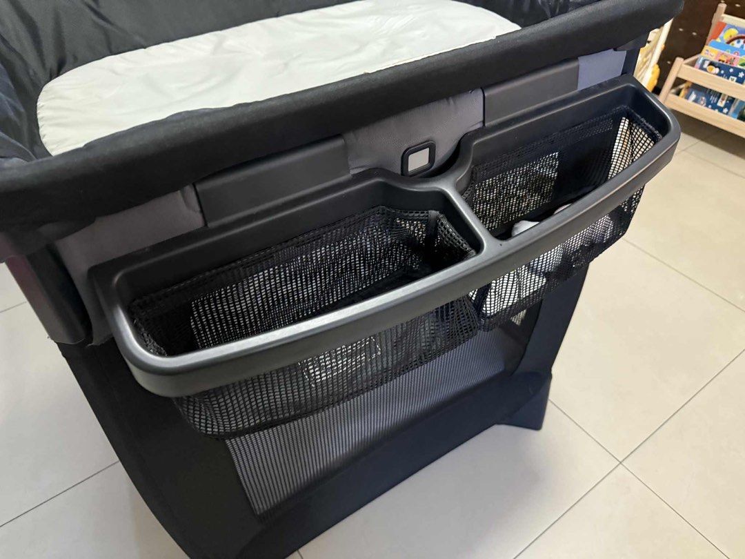 Chicco Lullaby portable playpen (Category: Cots & Cribs) located in Quezon City. Submitted by inalapreski (Listing ID 1394553475, Image 3). Description: Barely used Like new Condition 8/10 With changing diaper Pick up: congressional qc Will delete once sold :) .