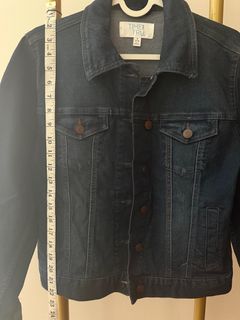 (Category: ) located in . Submitted by shop333 (Listing ID 1394407030, Image 1). Description: .