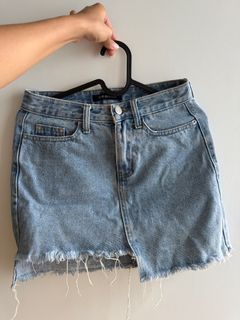 (Category: ) located in . Submitted by preheartedgoods (Listing ID 1394482247, Image 1). Description: .