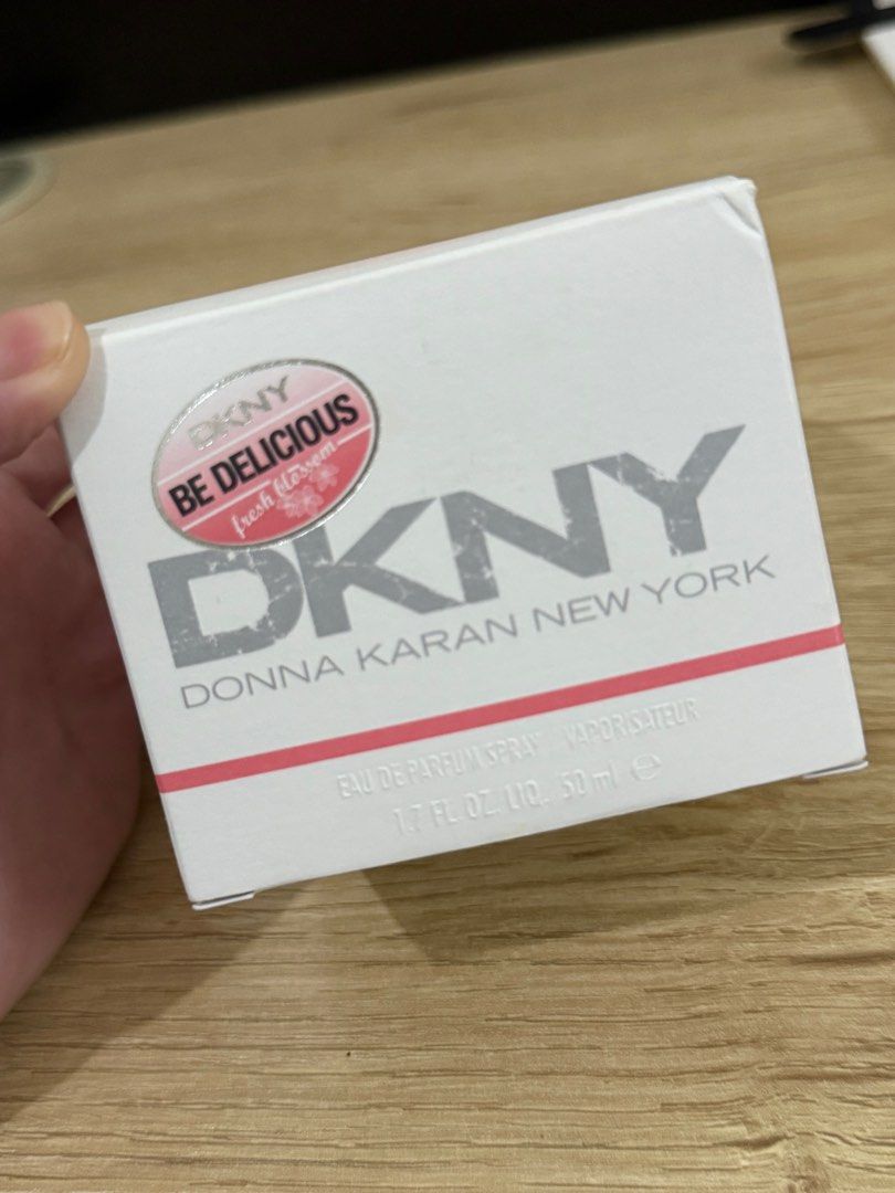 DKNY Be Delicious (Fresh Blossom) 50mL (Category: Fragrance & Deodorants) located in Quezon City. Submitted by authentic.preloved28 (Listing ID 1394527034, Image 2). Description: Sprayed less than 10x only. Rfs decluttering. Slightly negotiable. :) .