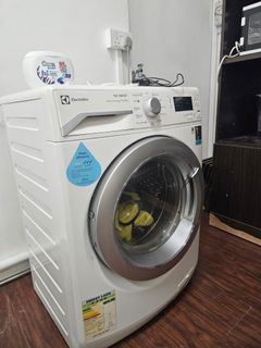 (Category: ) located in . Submitted by carloz (Listing ID 1394488902, Image 1). Description: .