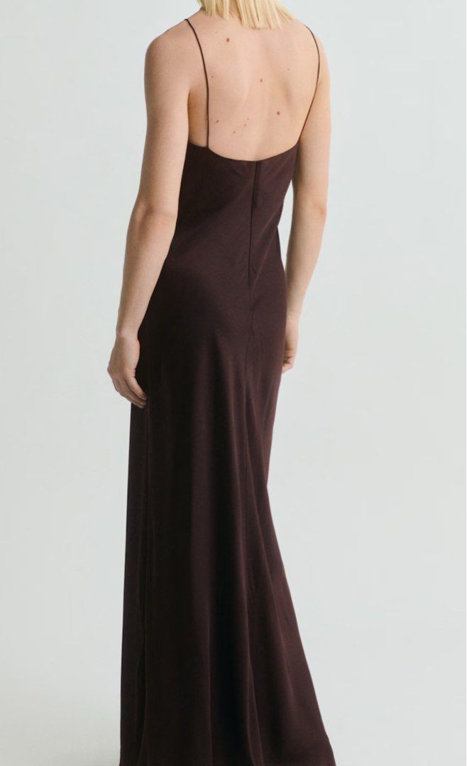 RENT: Mango Dark Brown Silk Dress (Category: Dresses) located in San Juan City. Submitted by japanesedenimm_ (Listing ID 1394431272, Image 3). Description: NOT FOR SALE Dress for rent! og price 4k+ dark brown color! super nice and flattering 🥹 size small on tag but can fit until medium! 800 for 4 days! Day 1 is Pickup, Day 4 is Return (no need to wash, we will wash it) + 2k security deposit refundable upon return in good condition Lalamove/grab 