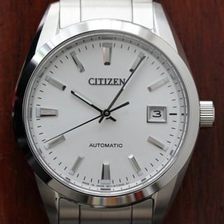 (Category: ) located in . Submitted by 1minutewatchguy (Listing ID 1394434098, Image 1). Description: .