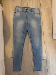 （分類：）位於 。 由 shelliebbb 提交（商品編號 1394433235，圖片 1）。簡介： 。