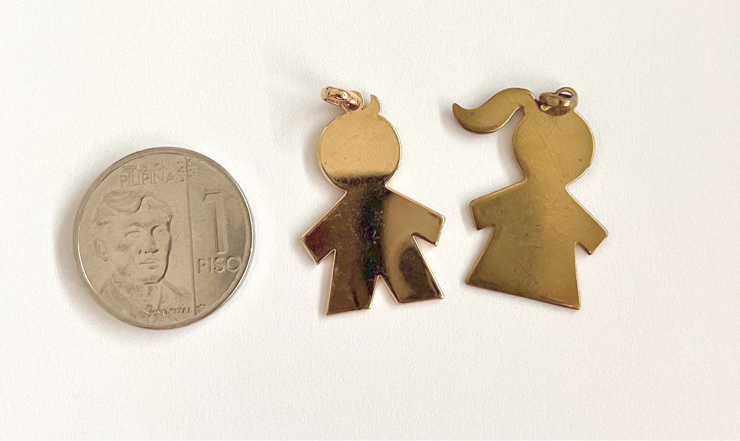 Girl & boy engravable charms (Category: Charms) located in Muntinlupa City. Submitted by declutter_with_me (Listing ID 1394461106, Image 2). Description: Set for 400 stainless.