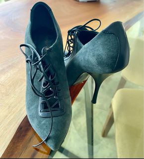 (Category: ) located in . Submitted by eboutique (Listing ID 1394432443, Image 1). Description: .