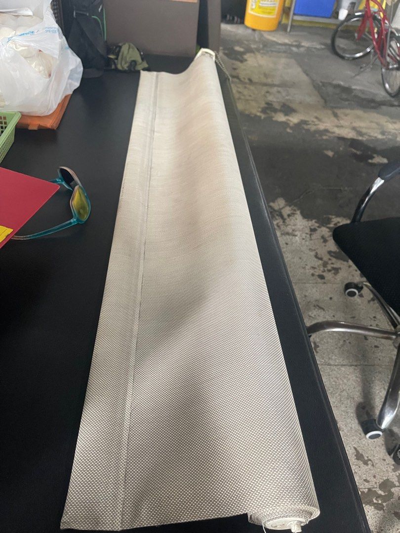Heavy Duty Window Blinds (125 x 265cm) (Category: Curtains & Blinds) located in Makati City. Submitted by jp_finds (Listing ID 1394429025, Image 2). Description: Heavy duty Blinds 125cm width 265cm length Good Condition Complete 2 side Bracket included .