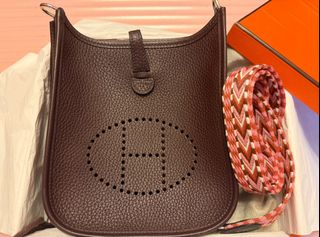 （分類：）位於 。 由 cincinb 提交（商品編號 1394449474，圖片 1）。簡介： 。