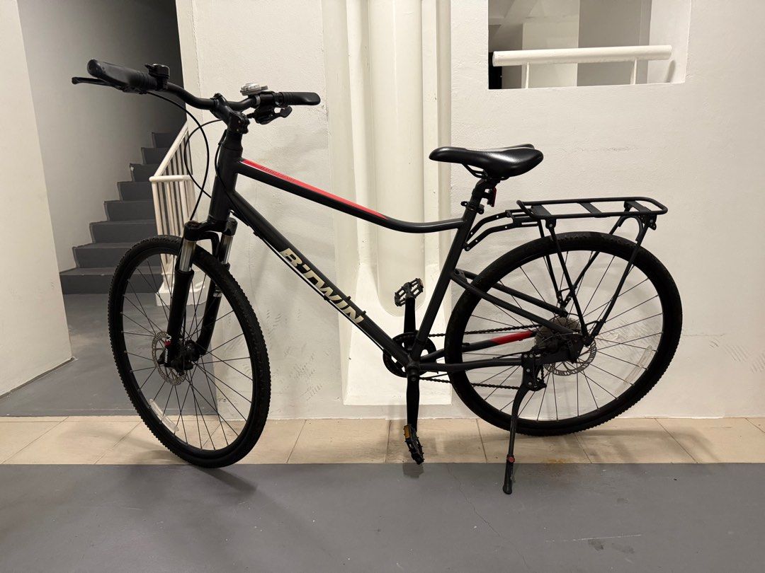 Disc Brakes Between Riverside 500 Riverside 500 Hybrid Bike With