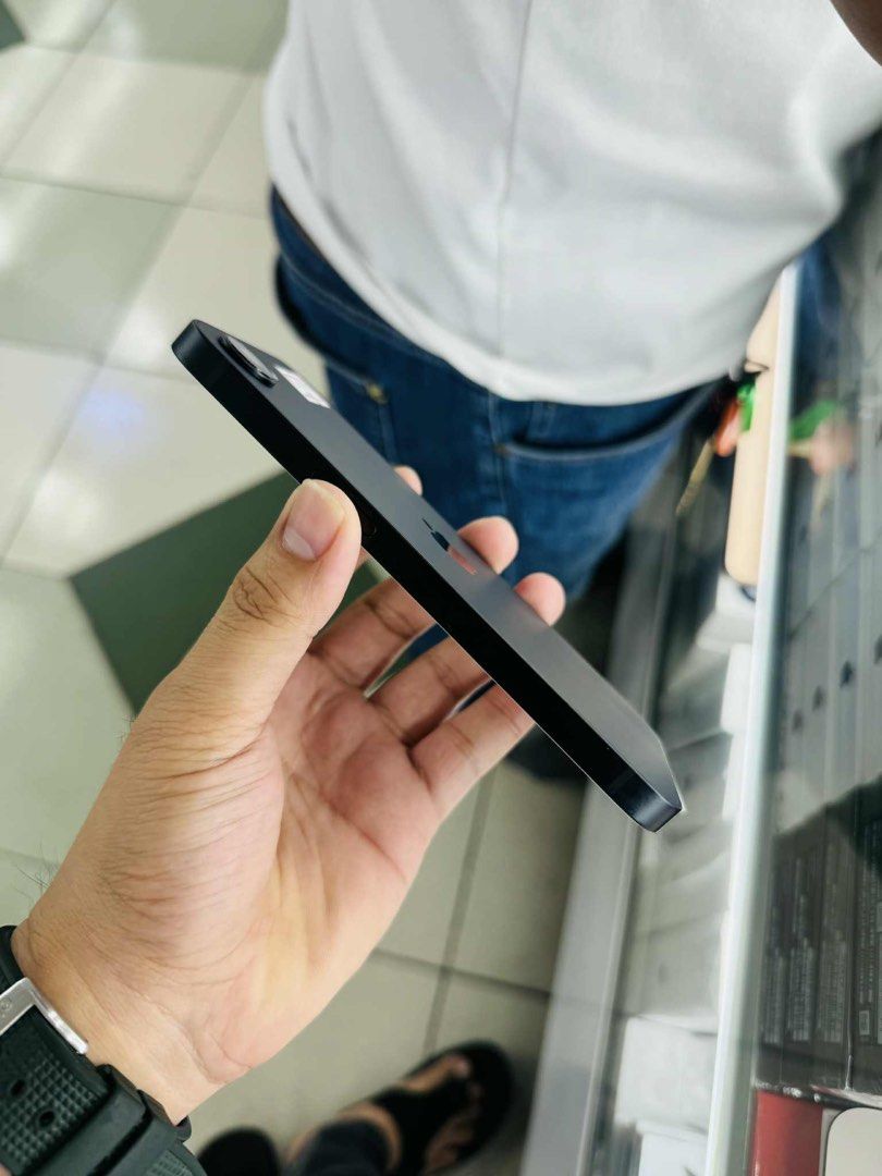 Iphone 16E 256GB 100BH No issues Openline (Category: iPhone 16 Series) located in San Juan City. Submitted by najihahtelecomshop2018 (Listing ID 1394584381, Image 3). Description: Legit Store | Original unit FOR SALE | TRADE / SWAP ▫️INSTALLMENT thru: 🔸Credit Card (straight / installment) 🔸Ggives / Gcredit + 6% interest 🔸Spay Later + 6% interest (RFS: Buy and Sell any kinds of Gadgets) Description: iPhone 16E 256GB ( other GB are also availabl