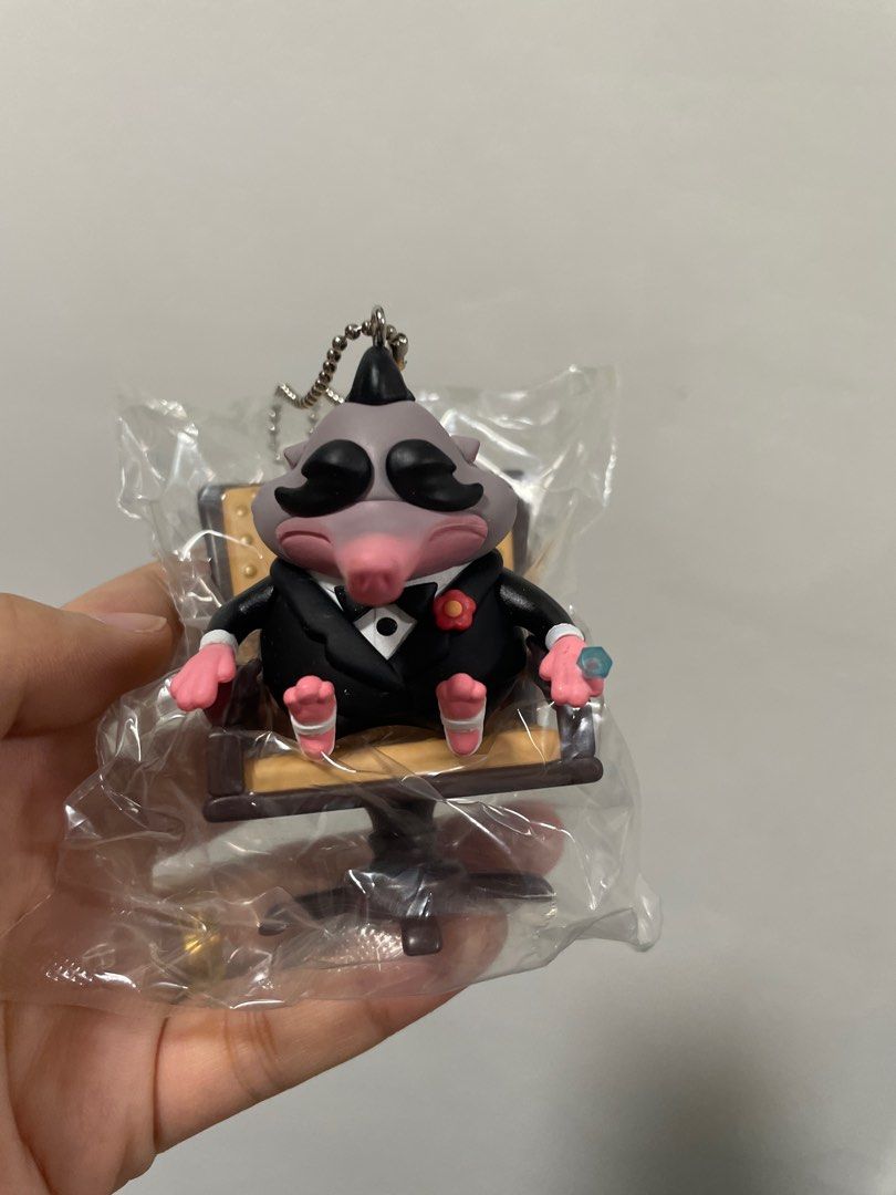 Keychain (Category: Western Merchandise) located in Singapore. Submitted by erora (Listing ID 1394530387, Image 4). Description: Zootopia clawhauser Zootopia Mr Big 1 for $10 2 for $18.