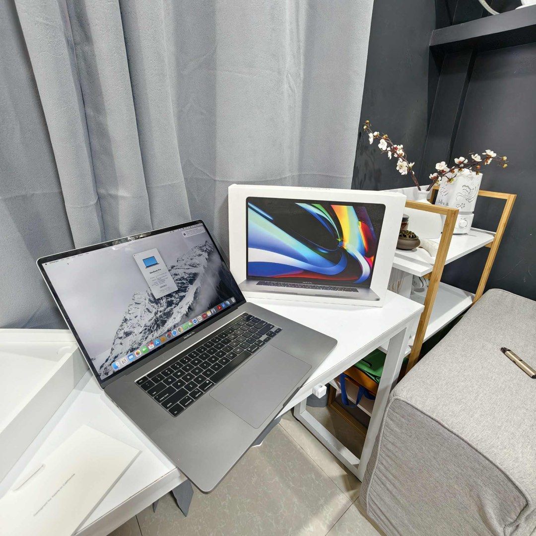 Macbook pro 2019 touch bar (Category: Laptops & Notebooks) located in Paranaque City. Submitted by zulema.zahir (Listing ID 1394457943, Image 3). Description: Selling my personal used macbook in immaculate condition. Plenty of storage 1tb, good for work from home. This one is with touch bar. All boxed complete with free charger protector. .