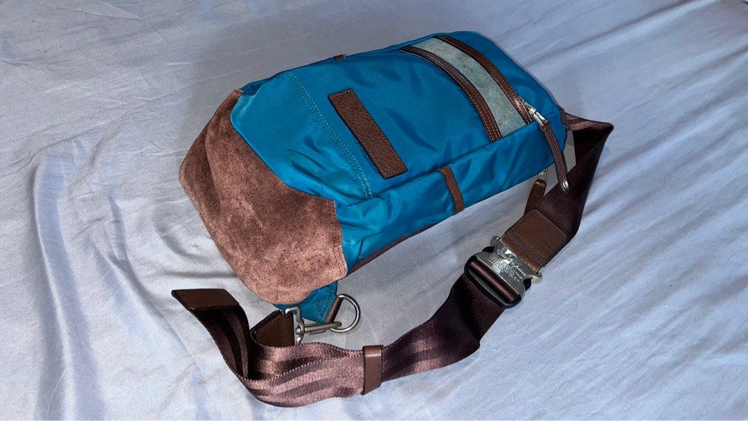 Made in Japan Sling Bag (Category: Sling Bags) located in Santa Ana. Submitted by lowerbasement (Listing ID 1394499577, Image 1). Description: Very durable design comfortable sling bag quick release function unique design .