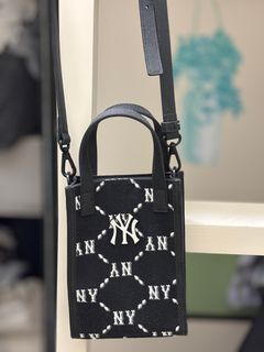 （分類：）位於 。 由 hahahaaaahaaaha 提交（商品編號 1394573456，圖片 1）。簡介： 。