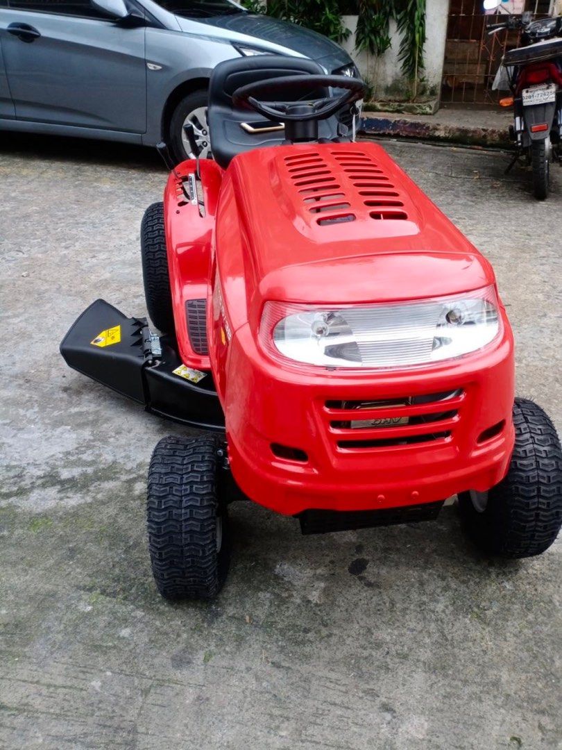 MTD USA Ride On Lawnmower (Category: Home Improvement Tools & Accessories) located in Caloocan City. Submitted by saminindustrial (Listing ID 1394596354, Image 3). Description: MTD USA 15.5HP RIDE-ON LAWN MOWER Model: 15.5/ 38 Engine: 15.5HP Briggs & Stratton Engine Deck: 96cm/ 38” Twin Blade Cutting Deck Dimension in Crate: 70.8 x 48 x35.5” Weight with Crate: 200kg We ship and deliver nationwide For more details kindly message me.