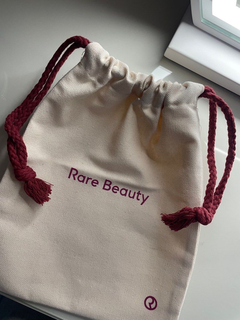 Rare Beauty Drawstring Pouch (Category: Makeup) located in Makati City. Submitted by tshsmnl (Listing ID 1394497694, Image 1). Description: Brand new Never used LP for this item Shipping via lalamove only .