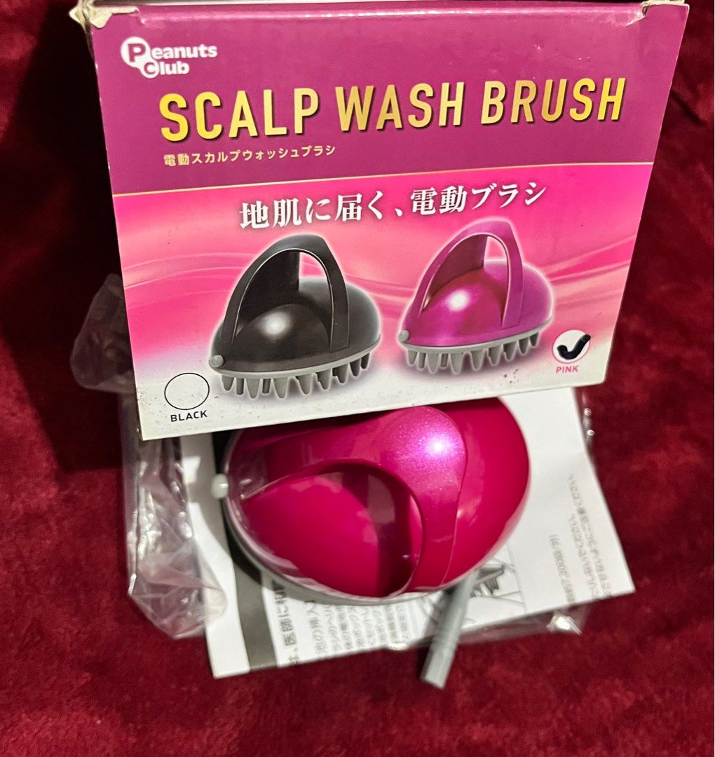 Scalp Vibrating Brush/Massager (Category: Massage Devices) located in La Trinidad. Submitted by whatnotcollections (Listing ID 1394554096, Image 3). Description: I have 1 black and 1 pink option available. Each costs 270, or you can get both for 500. The screwdriver is missing from the black variant, so I included the battery as replacement. .