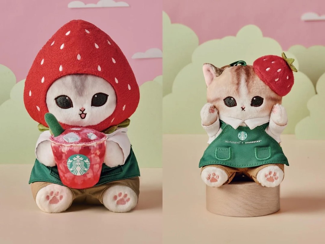 selling only!! mofusand starbucks strawberry plush and keychain