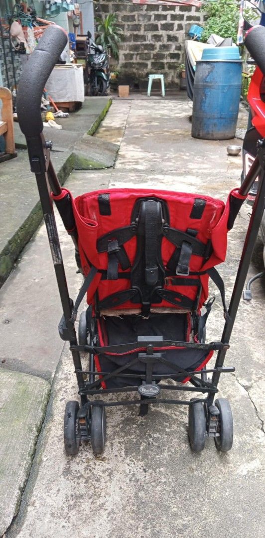 Silver cross (Category: Strollers) located in Valenzuela. Submitted by glyza09 (Listing ID 1394507547, Image 3). Description: sa iba po dito 8k to..dq masabi kung slight use para Di nmn over expected n bago at walang flaws..wala nmn pong flaws kung sa patibayan lalaban po to.