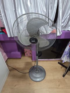 (Category: ) located in . Submitted by avaangel (Listing ID 1394598517, Image 1). Description: .