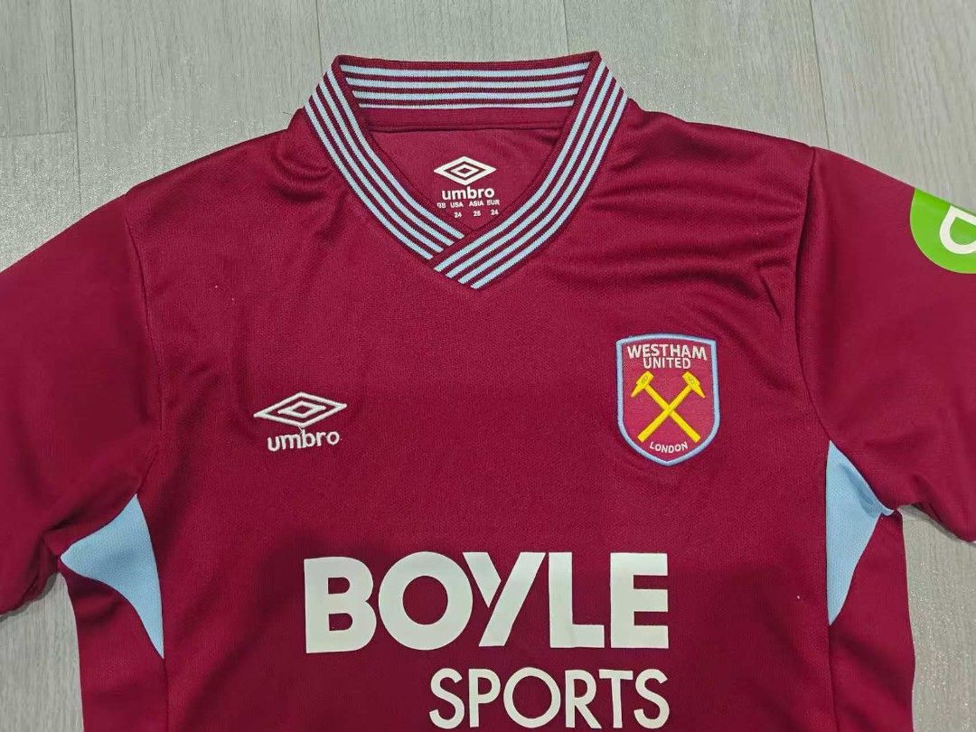 Westham Home Kid Set Jersey 25/26 (Category: Babies & Kids Fashion) located in Singapore. Submitted by calcio_sport_jersey (Listing ID 1394593450, Image 2). Description: 🎽PRE-ORDER: Customize Sports Jerseys✨ ✅ Easy Payment: Paynow ✅ Latest or Retro Style ✅ Pm Me For More Jersey Info ✅ Personalize: Name, Number, Patch ✅ Affordable Printing: $5 (Name + Number) ✅ Patch Add-ons: $2 each 🎉Free Shipping on 2+ items‼️🎉 Buy more and save on delivery/d