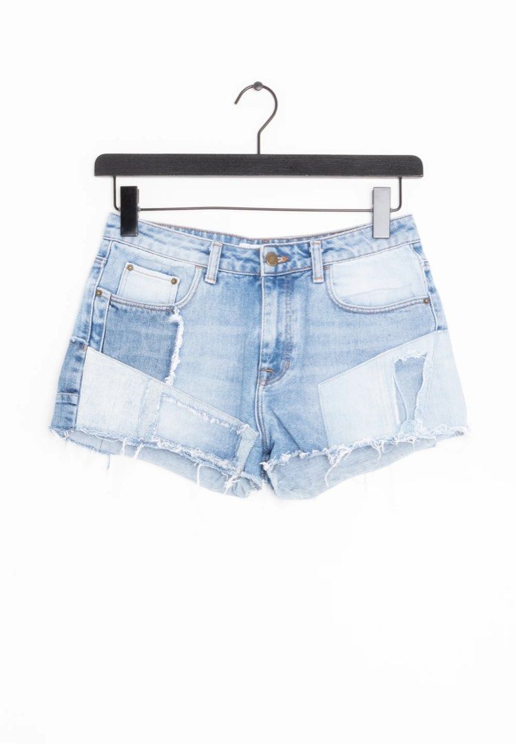 Zara TRF Denim Shorts Size 36 (Category: Shorts) located in Quezon City. Submitted by mfn11 (Listing ID 1394534425, Image 2). Description: Zara TRF Denim Shorts Size EUR 36 USA 04 Used a few times Distressed patchwork look with fringes Bought for 2000ish .